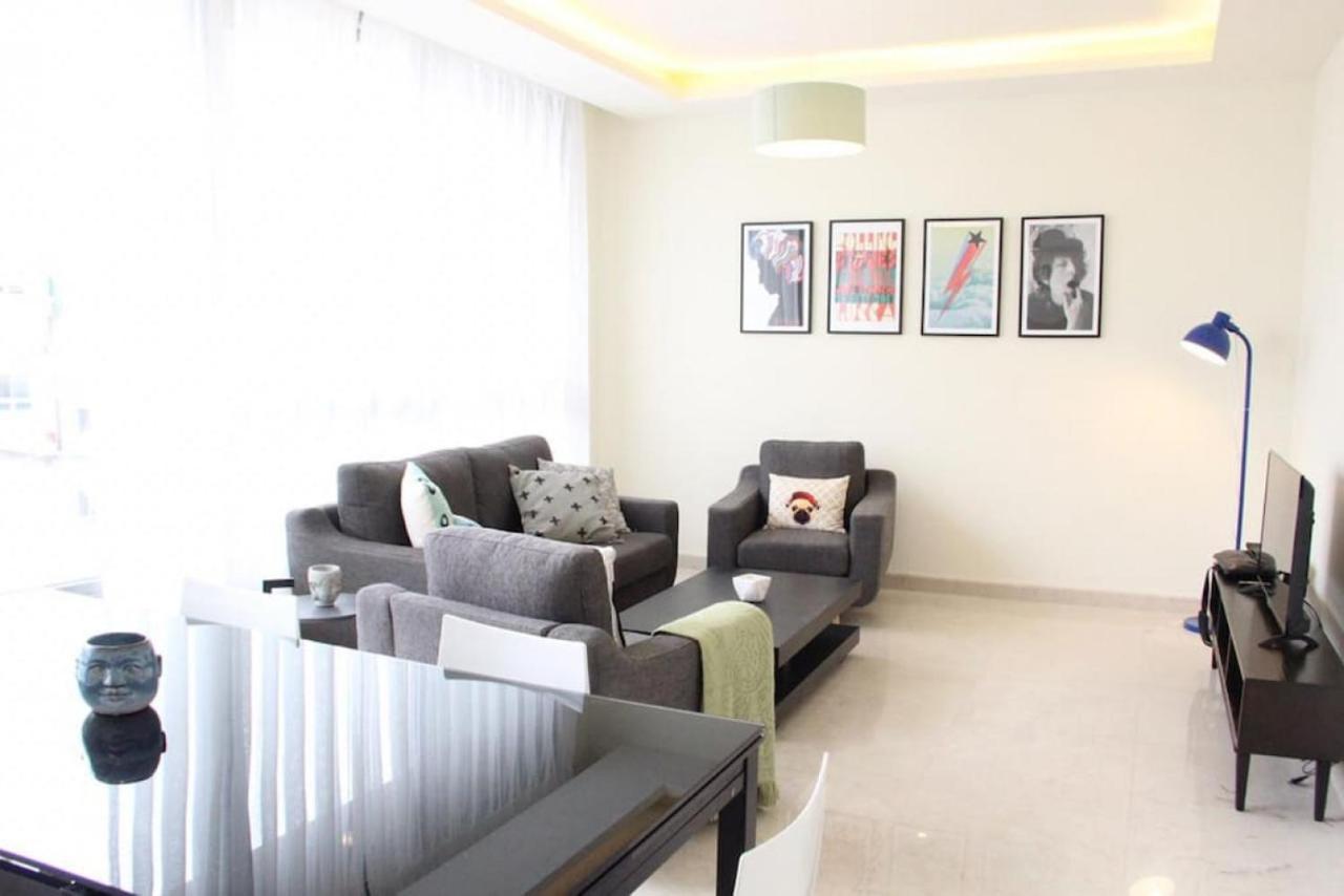 Modern 3br Next To Dieu Apartment *